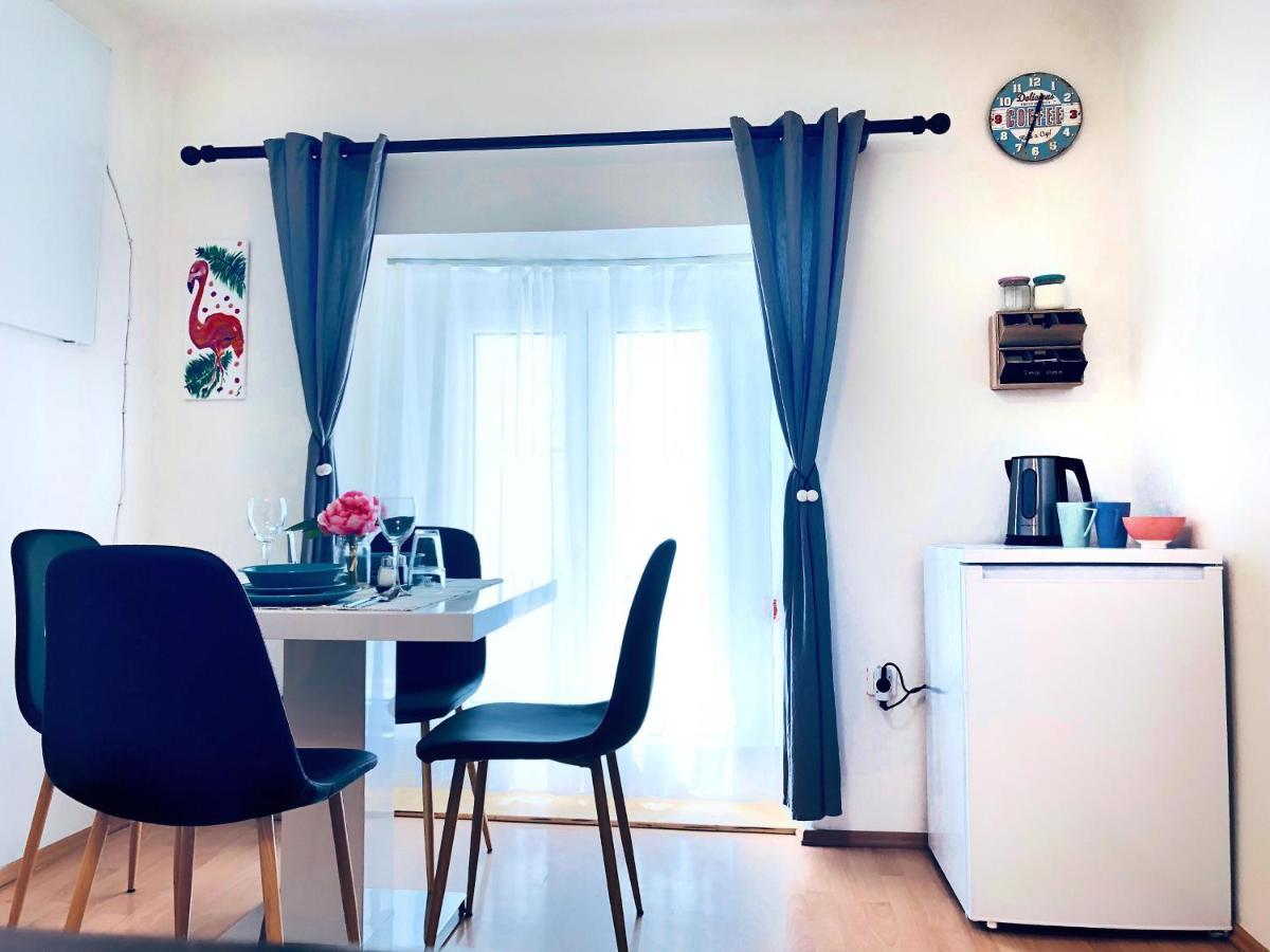 1Br Apartment On The Most Beautiful Street In Ljubljana Center Zewnętrze zdjęcie