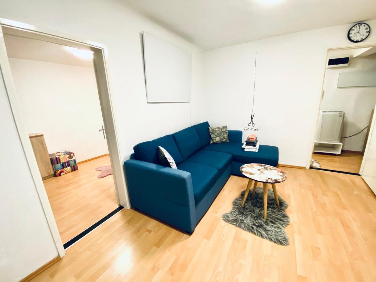 1Br Apartment On The Most Beautiful Street In Ljubljana Center Zewnętrze zdjęcie